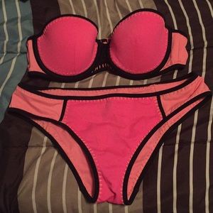 Victoria’s Secret bandeau bikini set